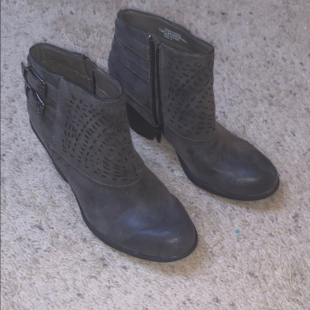 Gray Eurosoft booties